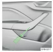 Skoda Kodiaq. Ablagefach für die Reflexweste