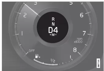 Volvo XC60. Mit Schaltwippen schalten